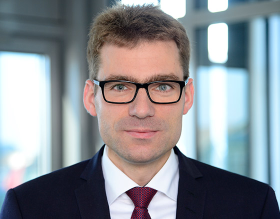 Portraitfoto von Prof. Dr. Felix Schindler, MRICS, Head of Research & Strategy