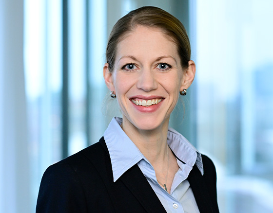 Portraitfoto von Stephanie Stöber, Leiterin Unternehmenskommunikation